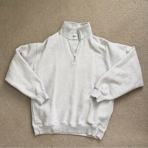 Aritzia Women's Light Grey Zip-Up Sweater